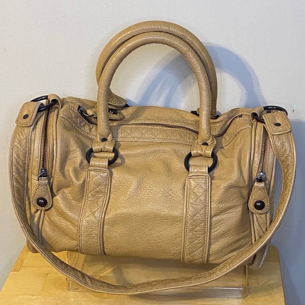 Sara Berman Tan Leather Women's Hand & Shoulder Bag